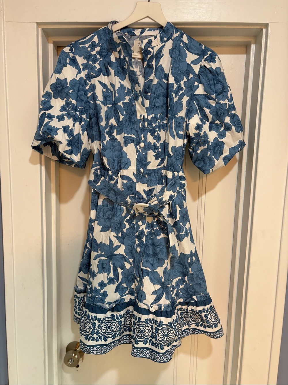 NWOT Joie Blue & White Floral Puff Sleeve Belted Cotton Mini Dress Size 4 - Picture 2 of 10